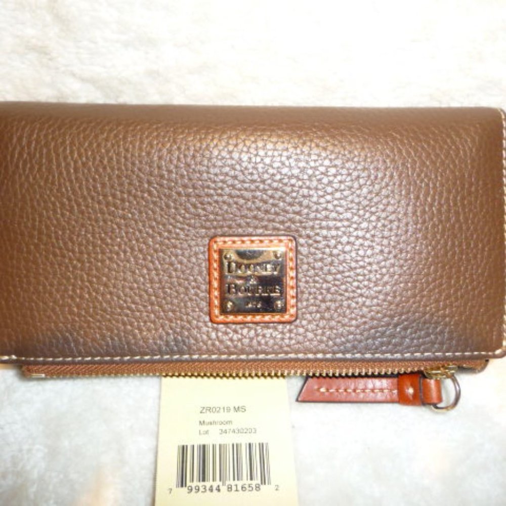 Dooney & Bourke Wallet Pebble Leather